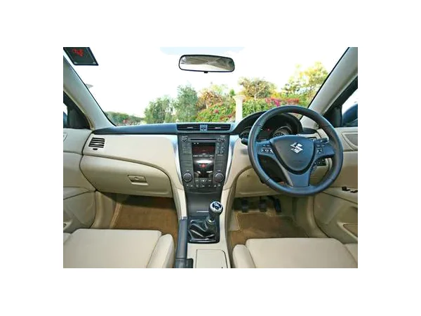 maruti suzuki kizashi kizashi-mt interior